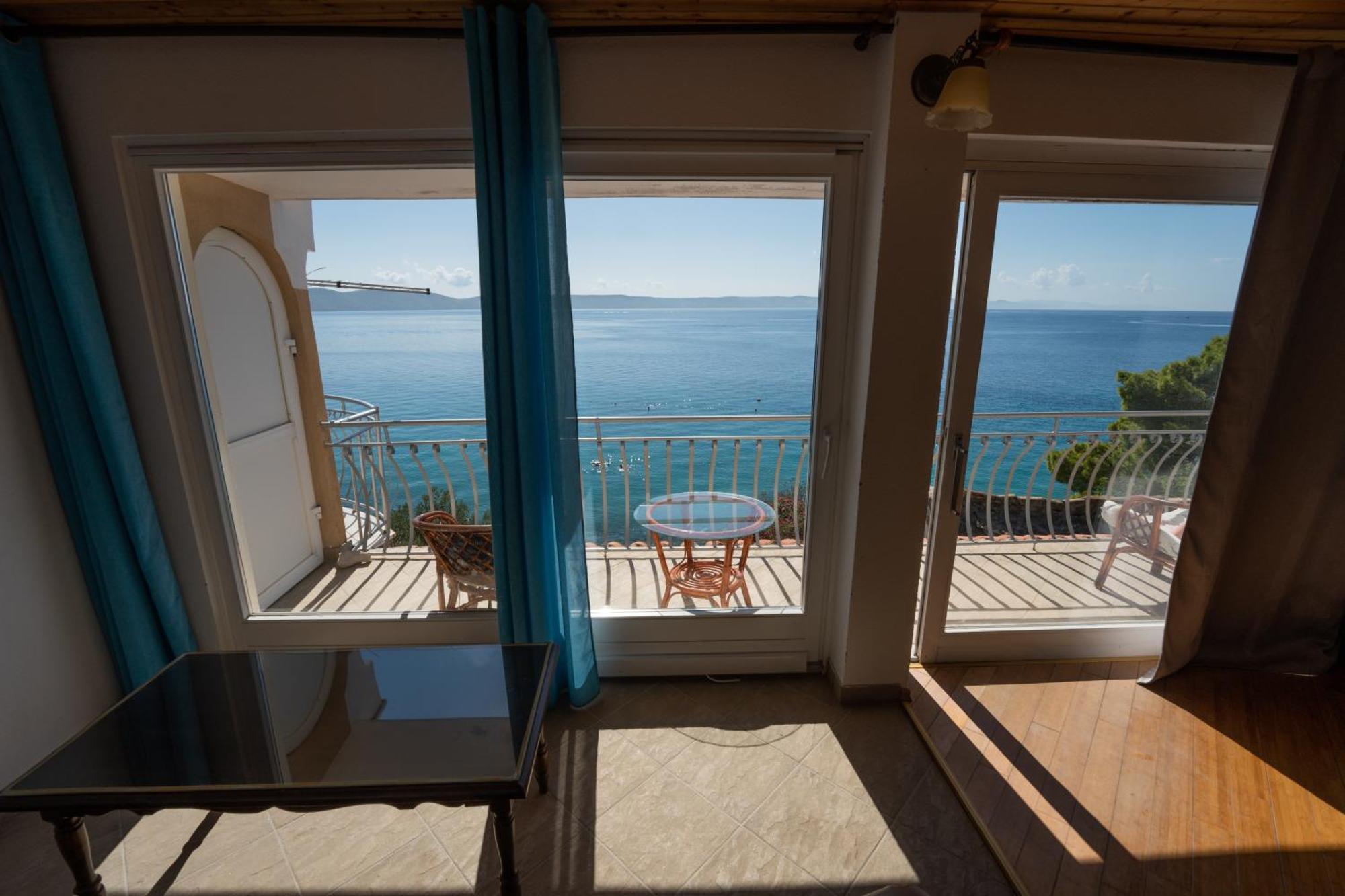 Apartments Maestral Zivogosce Room photo